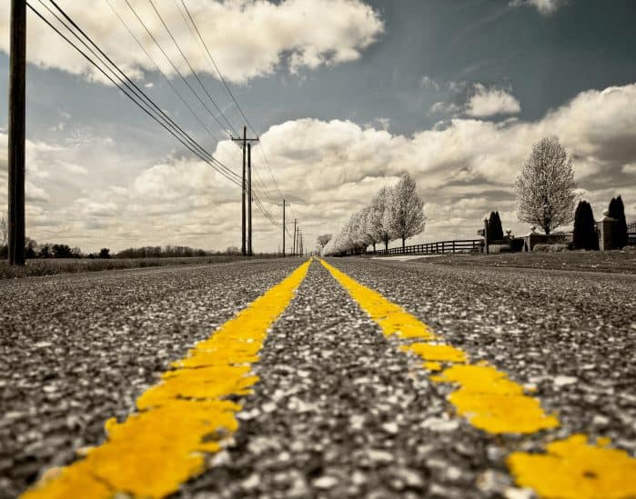 FreeUse_road-166543_1920-e1492535954898 Parallel-lines-highway-do-not-pass