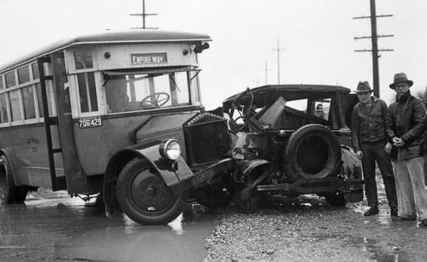 Speeding-Alaskan Way Crash-Seattle-Archives-Coluccio Law