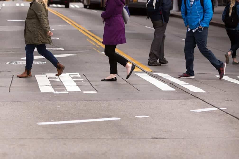 Pedestrian Street Scene-Washington State Crosswalk Law