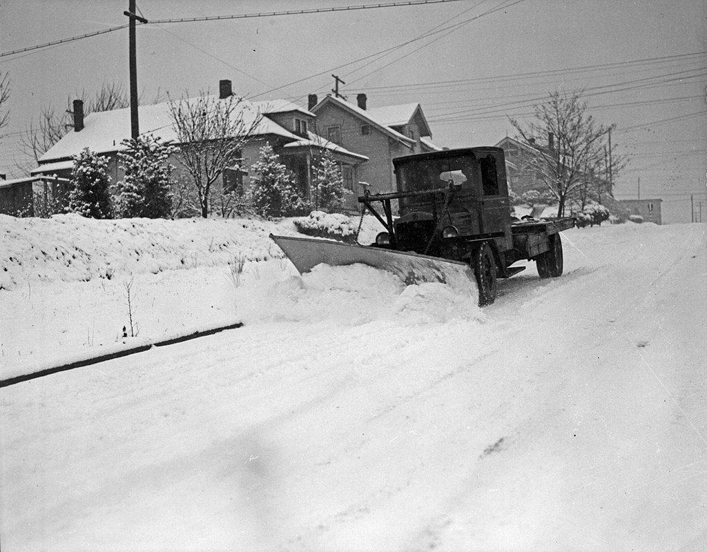 Seattle Snow Plow 1937_Municipal Archives