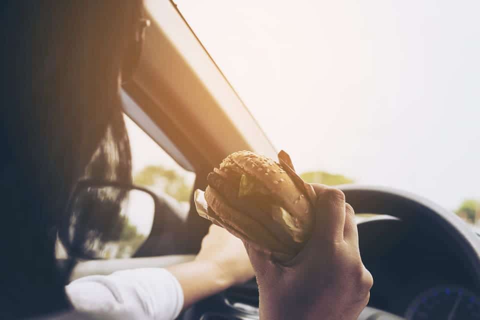 driving while eating