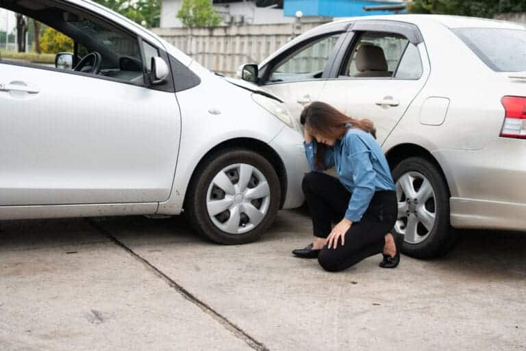 Someone Hit My Parked Car Steps to take & FAQs